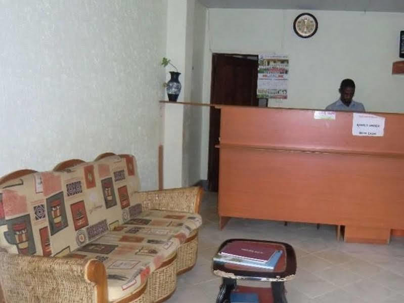 Keba Inn Lyamutundwe Exterior foto